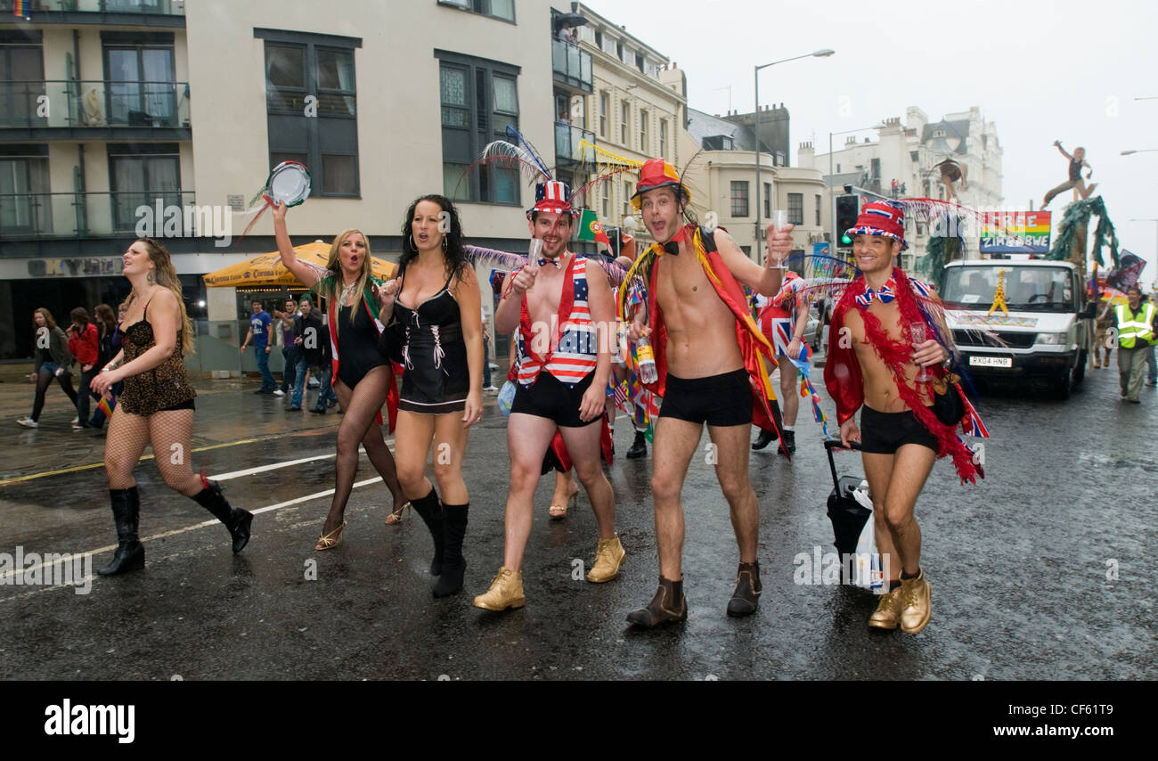 Die Parade während der Gay Pride in Brighton. Stockfoto