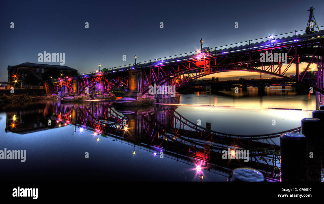 Der Fluss Clyde Gezeiten Wehr in Glasgow. Stockfoto