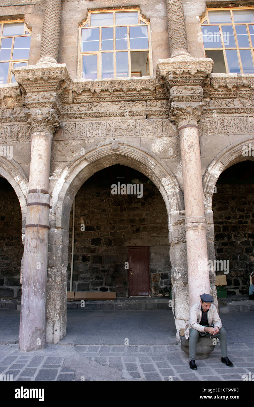 Westlichen Portikus (1164) von der großen Moschee Diyarbakir, Südosten der Türkei Stockfoto