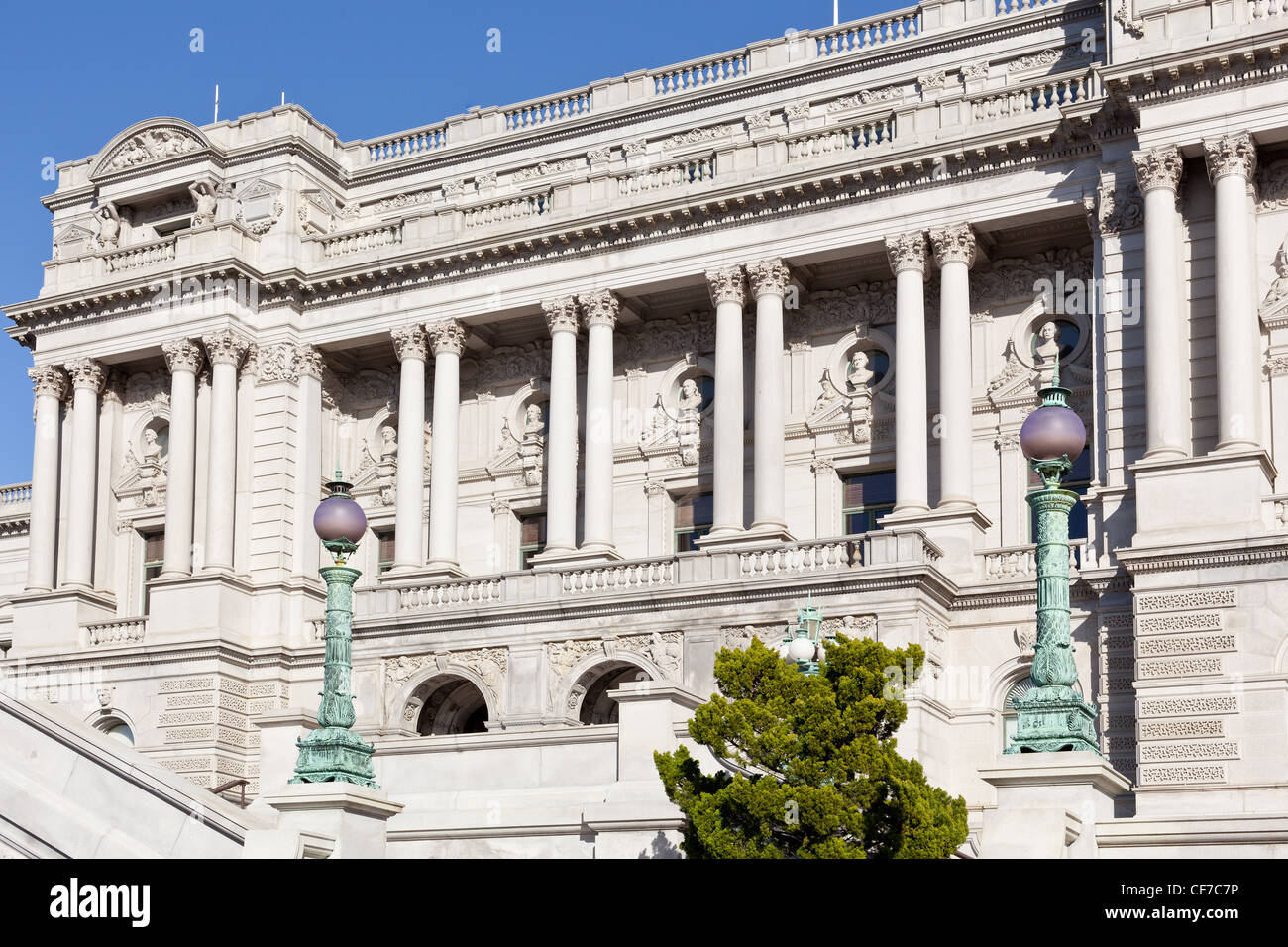 Geschnitzte Front der Library of Congress Washington DC Stockfoto