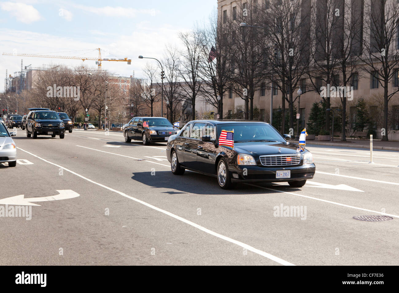 Israelische Regierung Delegation Limousine fahren durch Pennsylvania Avenue - Washington, DC USA Stockfoto