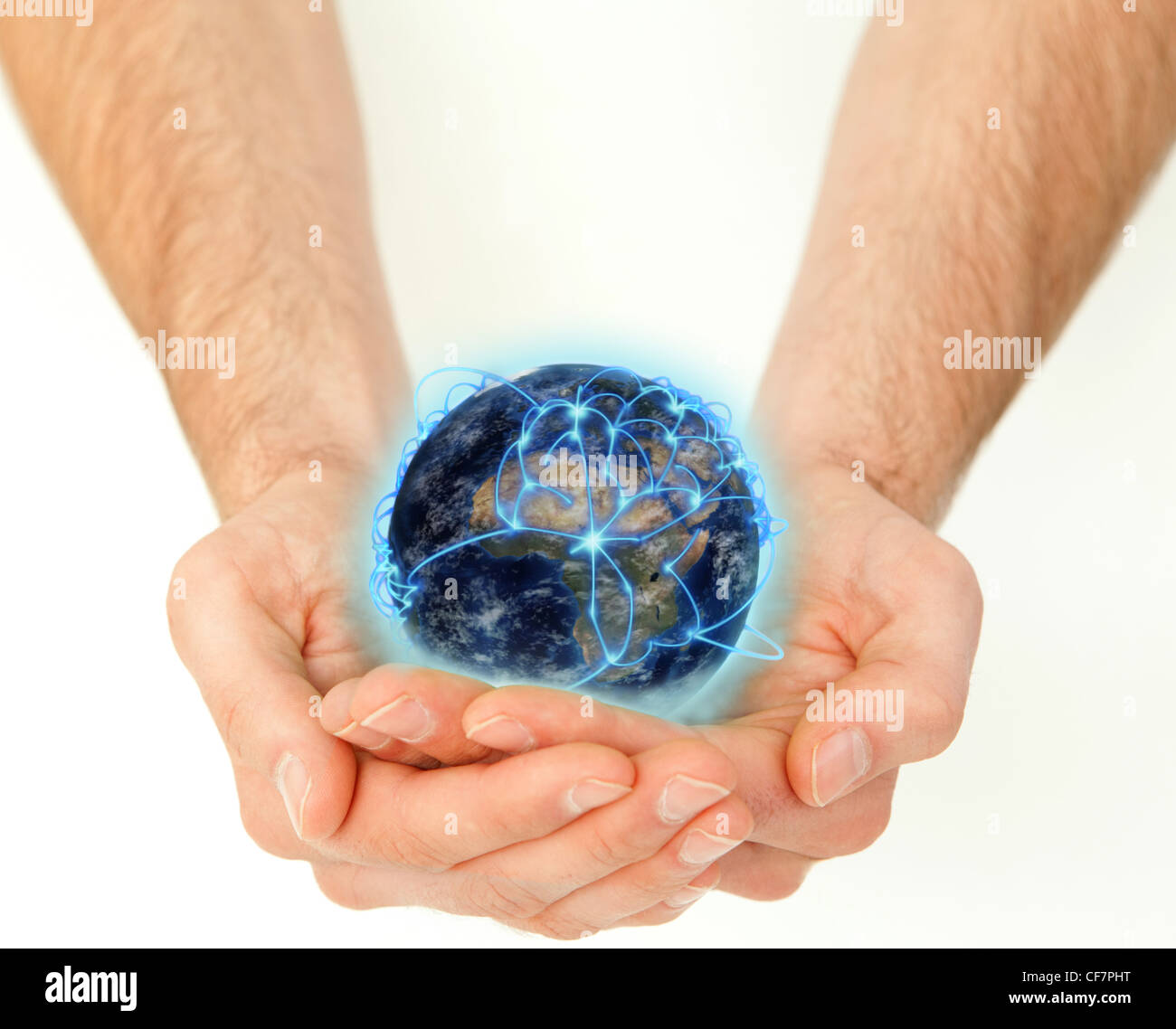 Männliche Hände halten einen verbundenen Planeten globe Stockfoto