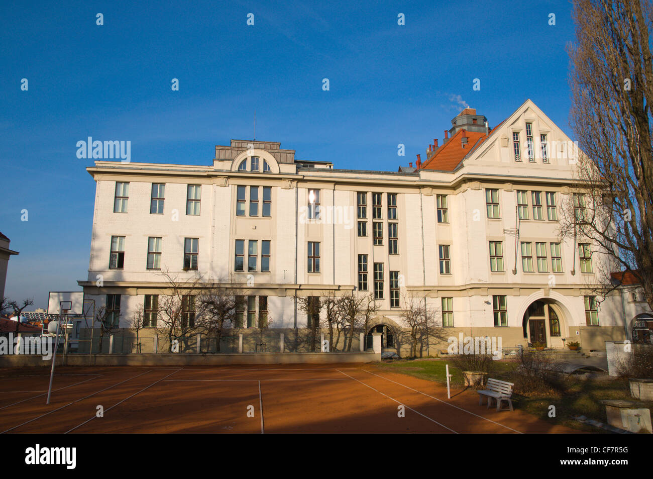 Fyzikalni Ustav am Institute of Physics Department Cukrovarnicka im Orechovka Bezirk Prag Tschechische Republik Europa Stockfoto