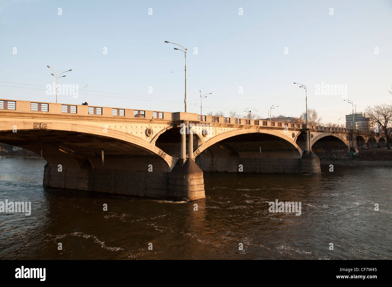 Die meisten Štefánikův Brücke (1912 bis 1962) von Pavel Janak zwischen Karlin und Holesovice Bezirken Prag Tschechische Republik Stockfoto