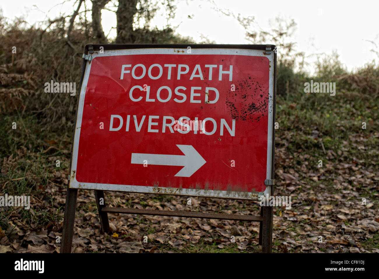 Wanderweg geschlossen Abzweigung roadsign Stockfoto