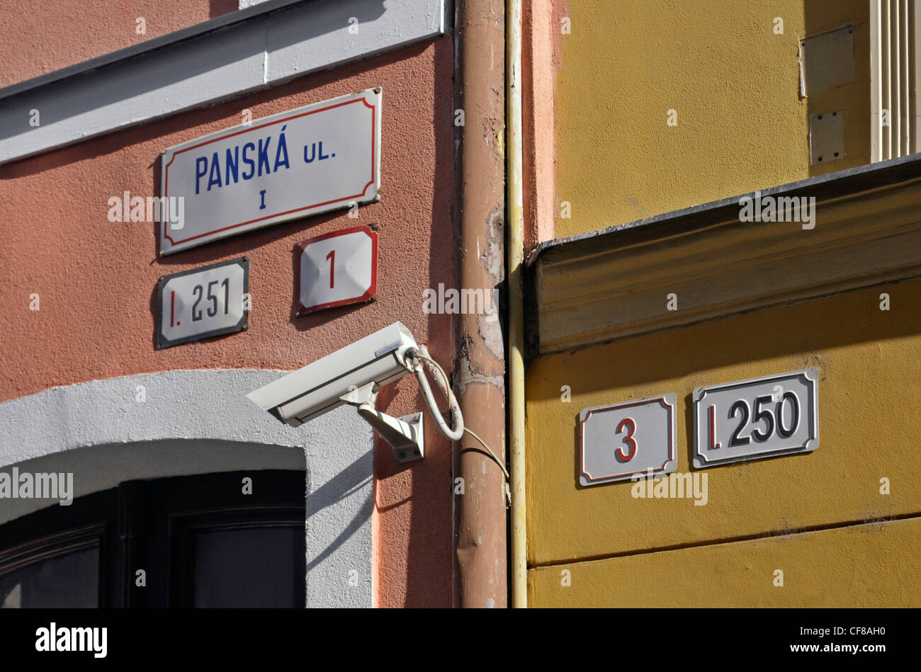 Straße Überwachungskamera im Zentrum von Bratislava, Slowakei Stockfoto