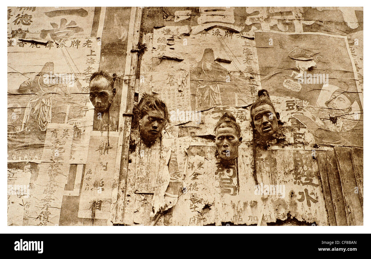 Köpfe der Geächteten geschrieben am Billboars in Nanking ausgeführt 1927 Stockfoto