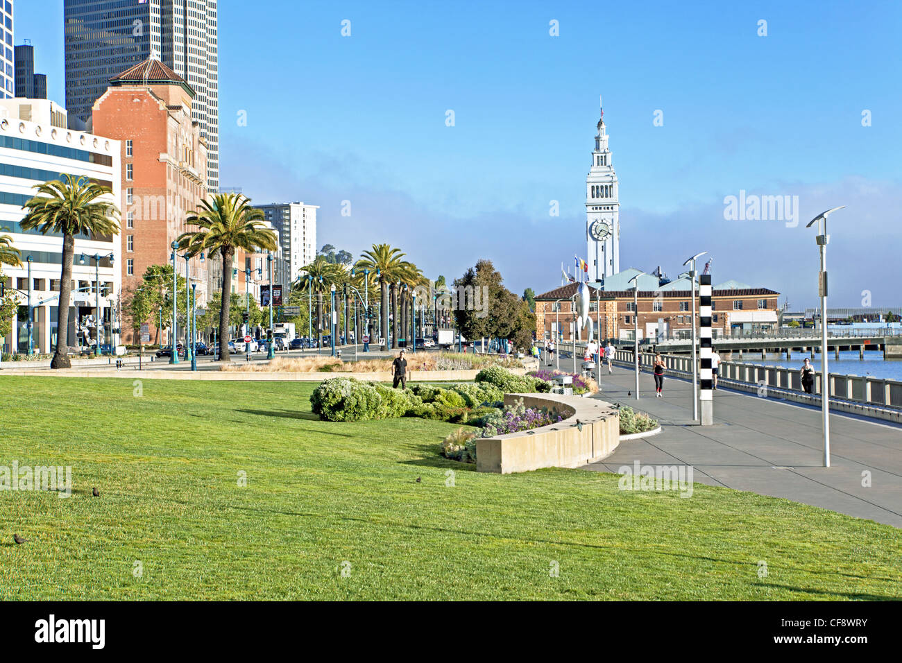 Rincon Park und dem Uhrturm, San Francisco, California, Vereinigte Staaten von Amerika Stockfoto