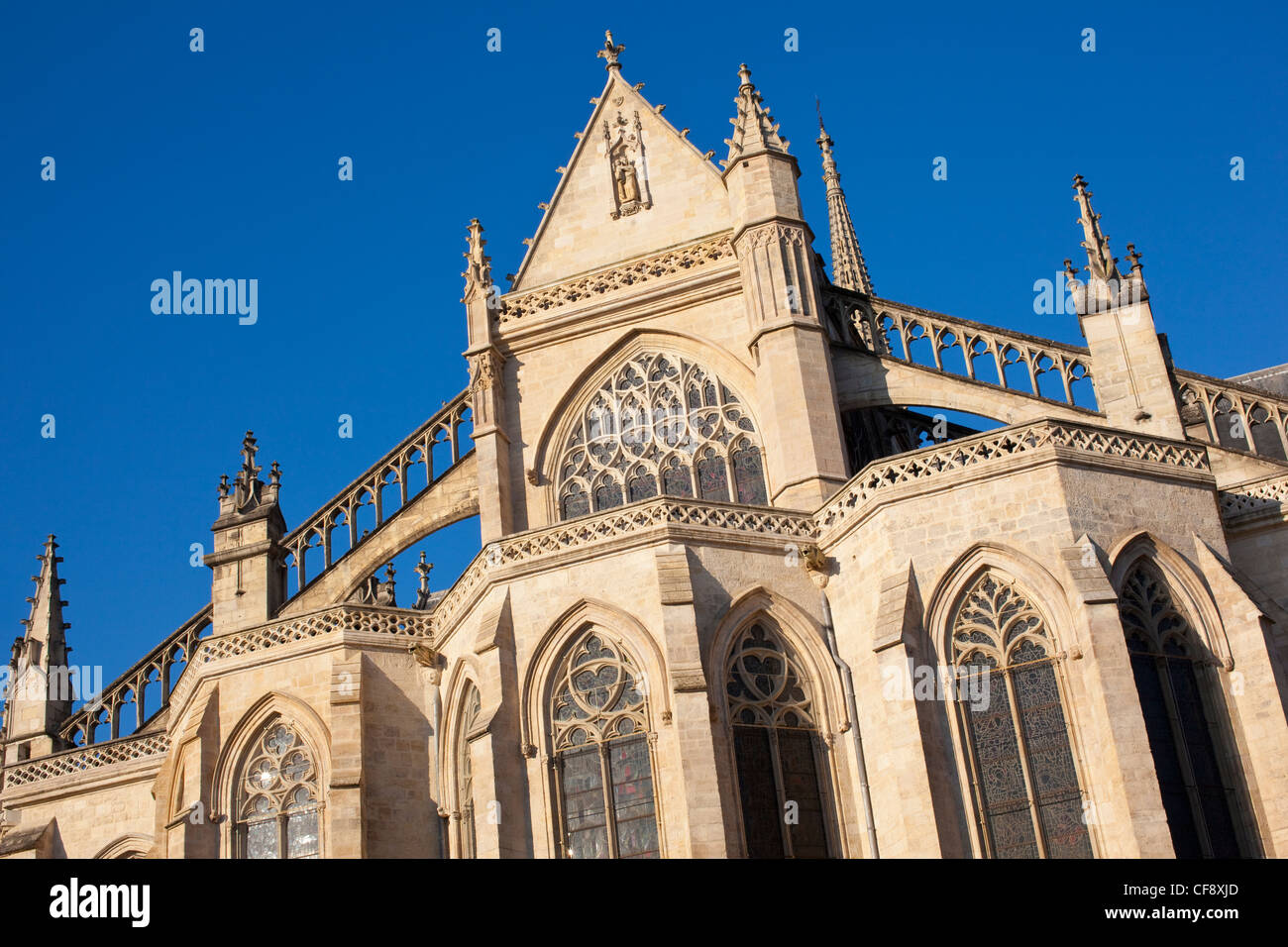 Die Basilika von St. Michael, Bordeaux, gotische Kirche in Bordeaux, Frankreich. Stockfoto