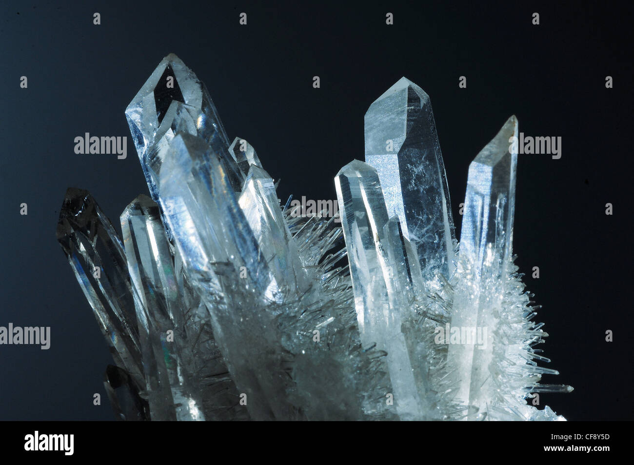 Schmuck, Bergkristall, kristallisierte Quarz, Schweiz, Kristall, wertvoll,  edel, teuer Stockfotografie - Alamy