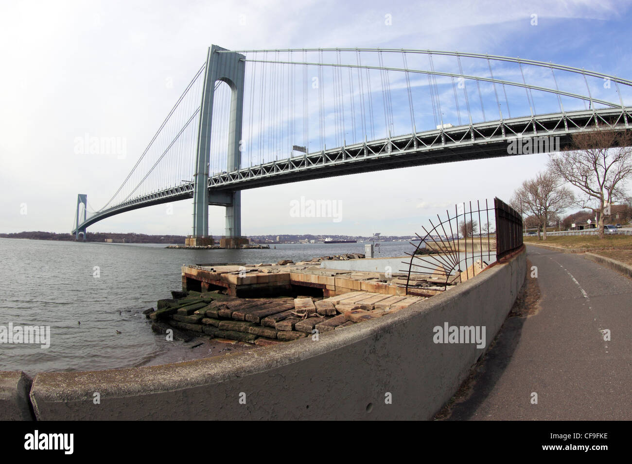 Waterfront Park an der Verrazano Narrows Bridge Brooklyn New York City Stockfoto