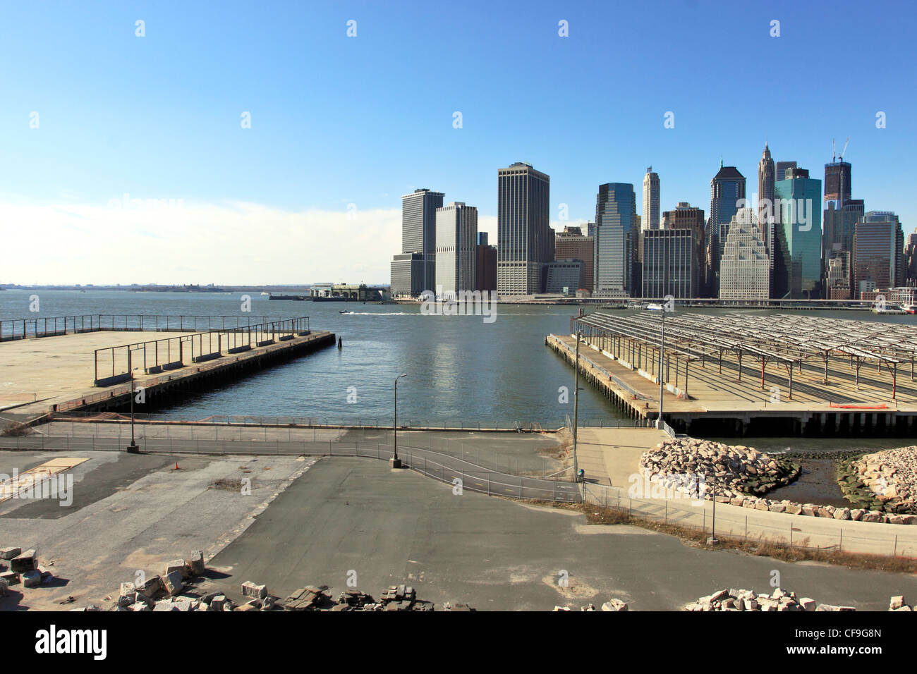 Ansicht des unteren Manhatttan von der Brooklyn Promenade New York City Stockfoto