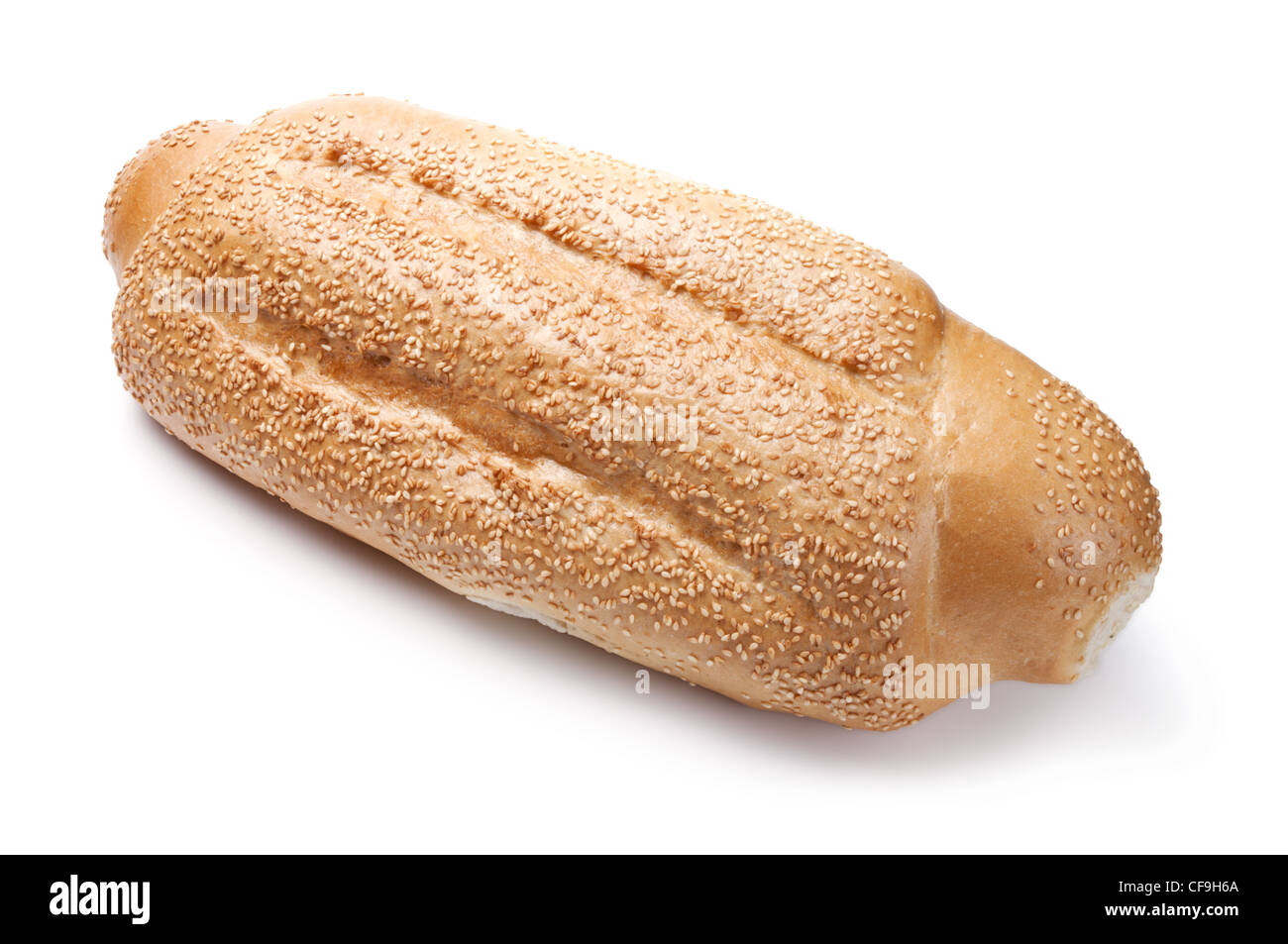 Großes Brot mit Sesam auf dem weißen Hintergrund isoliert Stockfoto
