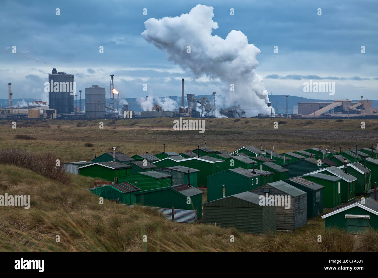 Fischers Hütten und die SSI Teesside Stahlwerk Süd Gare, Redcar, North Yorkshire. Stockfoto