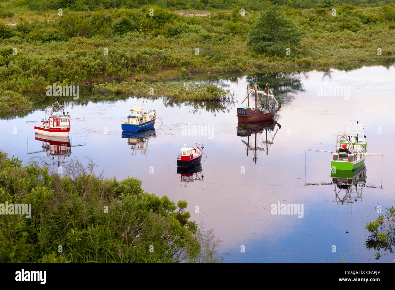 Modell Boote in einem Teich Witless Bay, Neufundland und Labrador, Kanada. Stockfoto