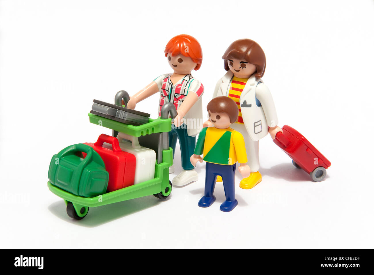 Spielzeug-Familie für den Urlaub verpackt Stockfoto