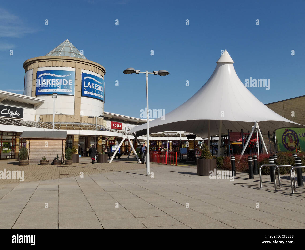 Der Lakeside Village Outlet Mall, Doncaster, South Yorkshire, England. Stockfoto