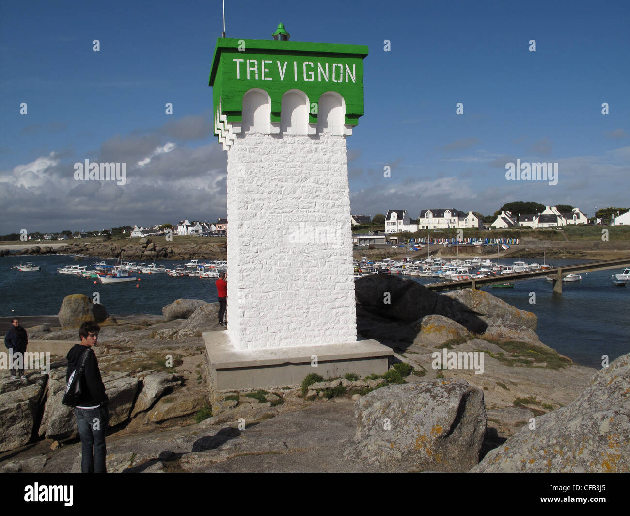 Trevignon Hafen Leuchtturm, Finistere, Bretagne, Bretagne, Frankreich Stockfoto
