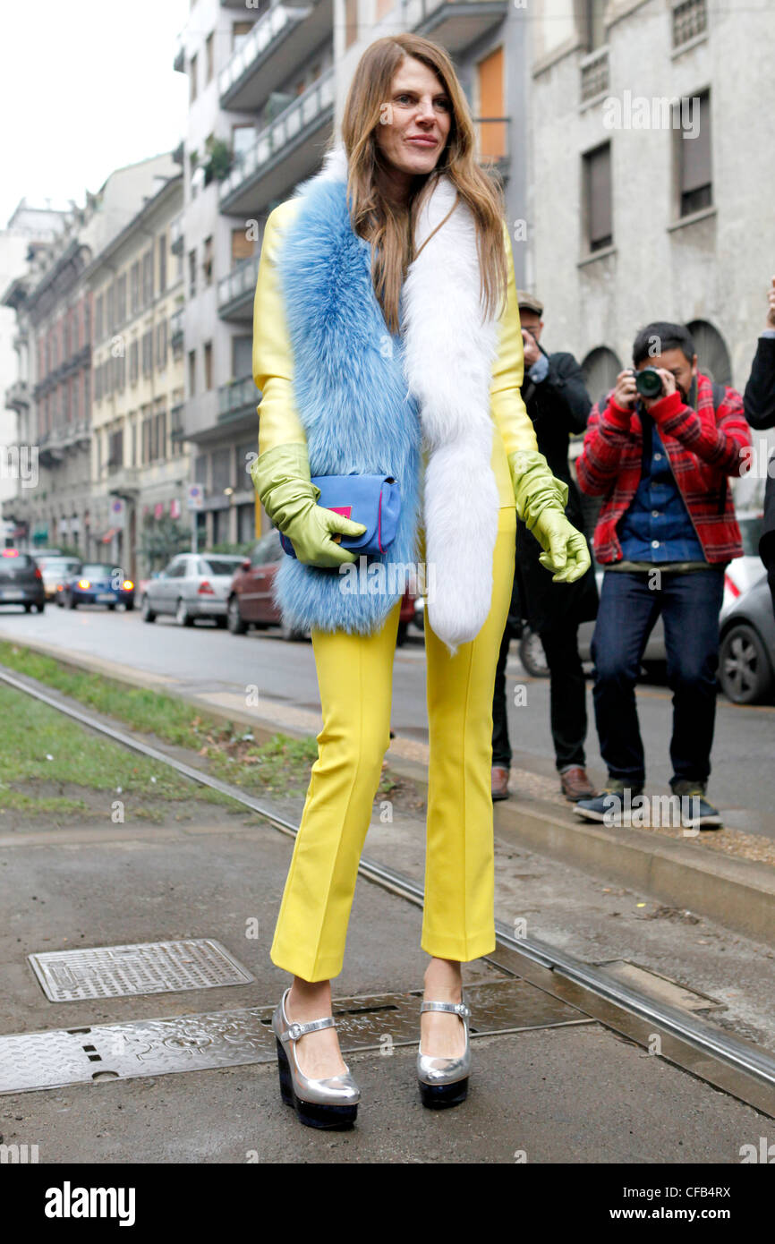 MilanStreet StyleAutumnWinter 20112012Japanese Vogue Editor, Anna Dello Russo Stockfoto