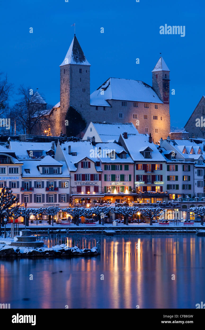 Nacht, dunkel, See, Weihnachten, Advent, Kanton St. Gallen, St. Gallen, Rapperswil, stieg Stadt, Beleuchtung, Beleuchtung, Lampen, Ausrüstu Stockfoto