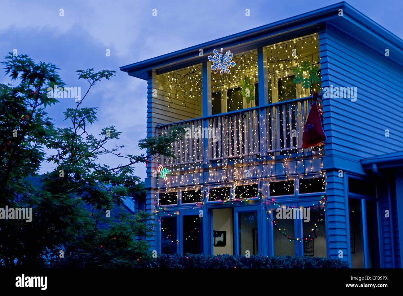 Die legendären jährlichen lights Weihnachten auf dem Display in Häusern, Franklin Road, Auckland, Neuseeland Stockfoto