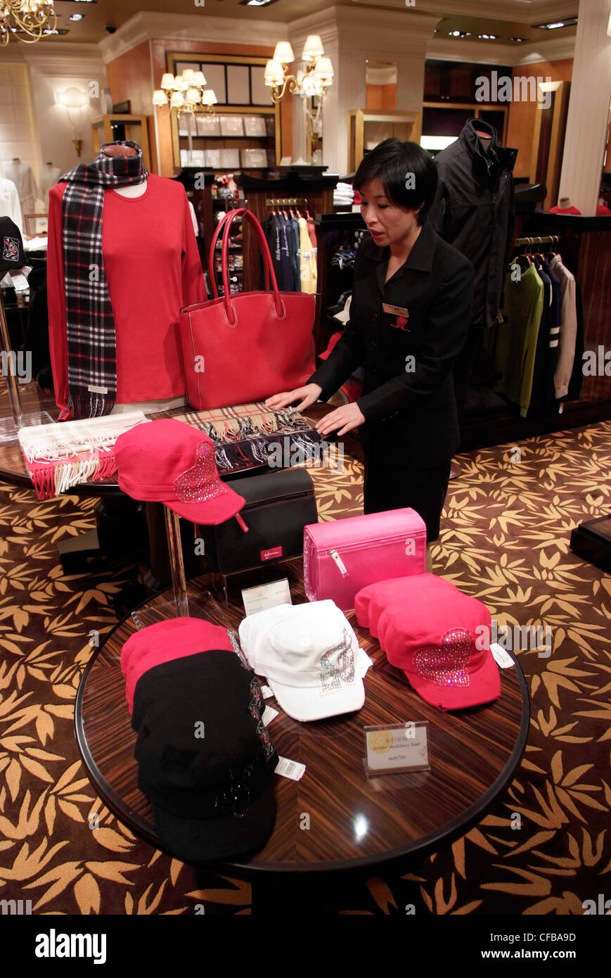 CHINA - MACAU SAR The Wynn Hotel und Casino-Luxus-Geschenk-Shop. Stockfoto