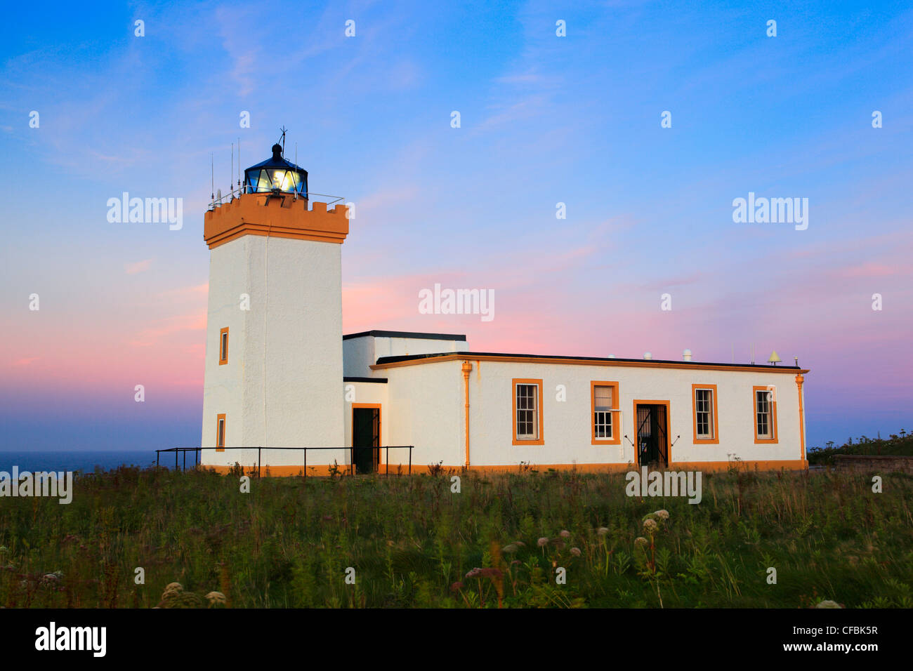 Abend, Abend-Stimmung, Duncansby Head Lighthouse, Duncasby Head, John o Grützen, Leuchtturm, Küste, Nord-Ost-Küste, Schottland, G Stockfoto