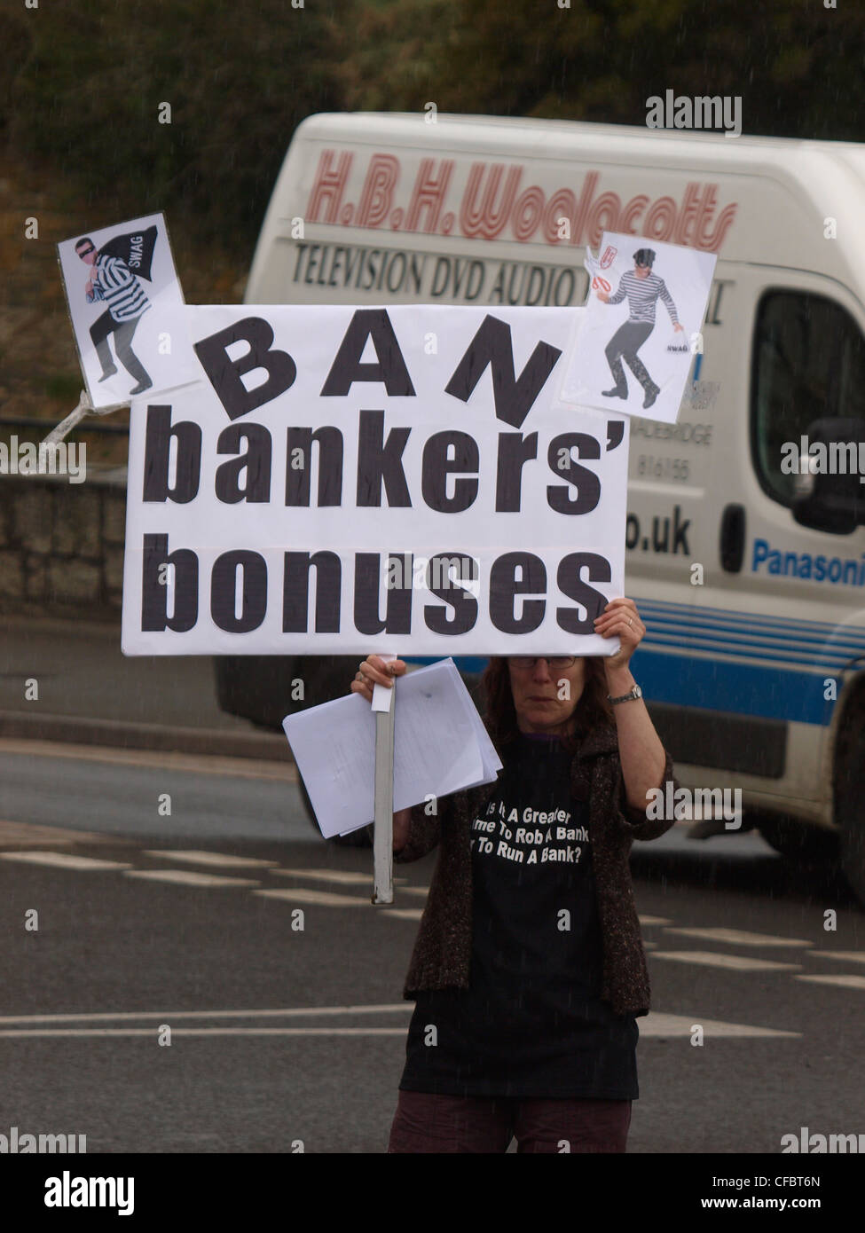 Anti-Banker-Boni Demonstration, Bude, 06.10.2011, Cornwall, UK Stockfoto