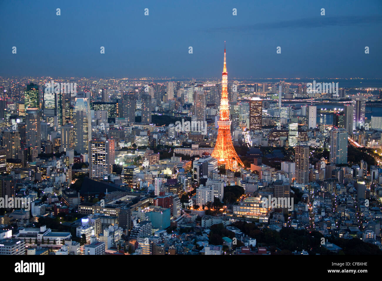Tokyo, Japan, Asien, Stadt, Skyline von Tokyo, Tokyo Tower, Architektur, große, Gebäude, Stadt, Innenstadt, riesig, Lichter, Metropole, sk Stockfoto