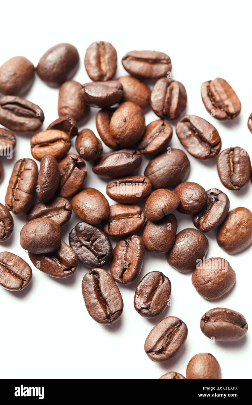 Kaffee Bohnen weiße Hintergrund Makro Stockfoto