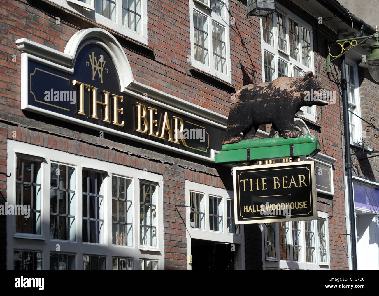 Der Bär-Pub in Horsham West Sussex UK Stockfoto