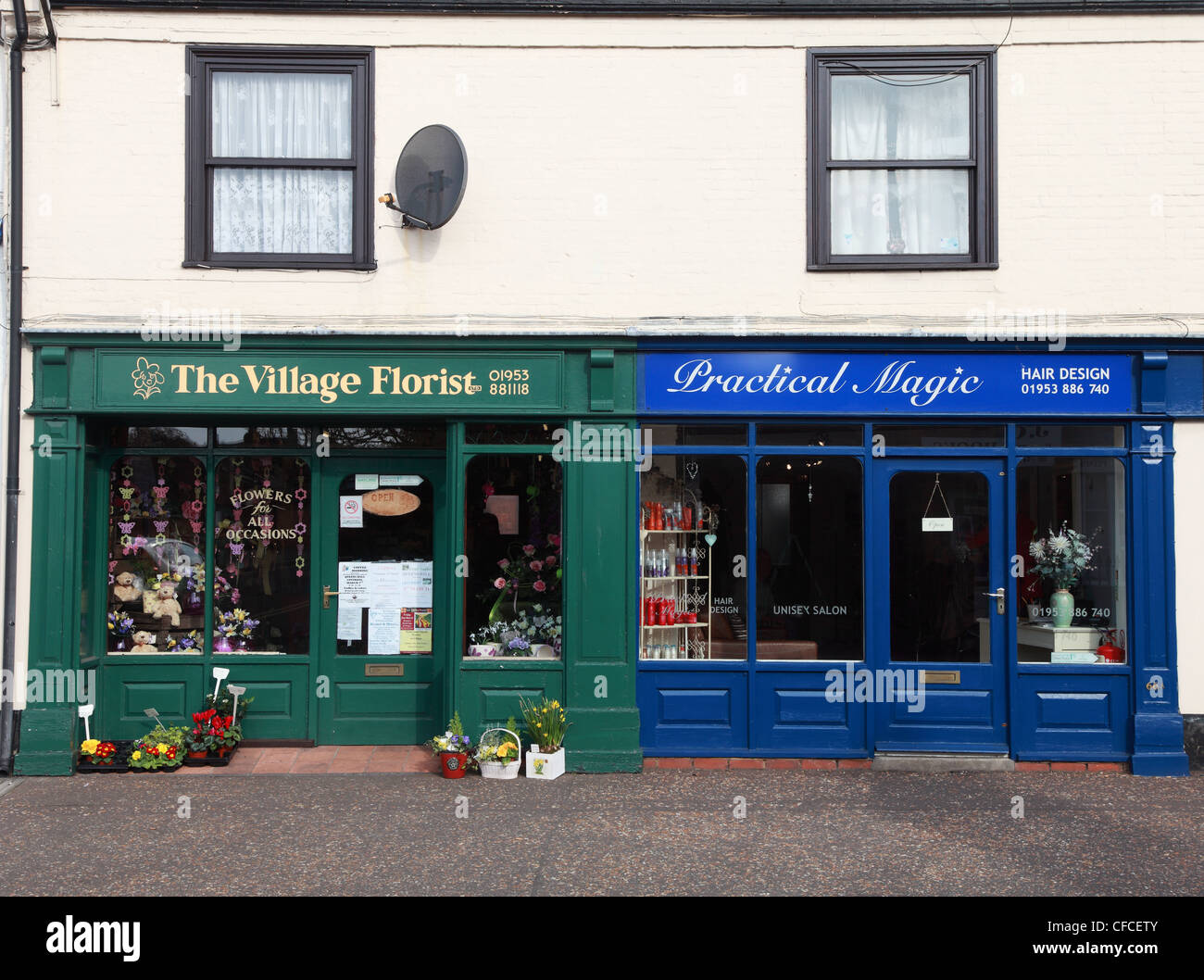 Traditionelles Dorf Geschäfte Watton Norfolk England UK Stockfoto