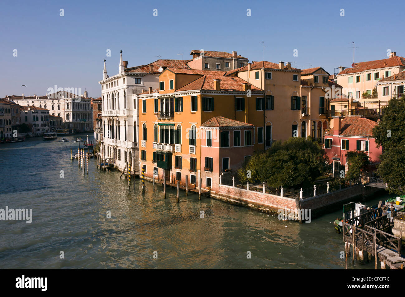 Blick von Academia Brücke am Canal Grande-Venedig, Venezia, Italien, Europa Stockfoto