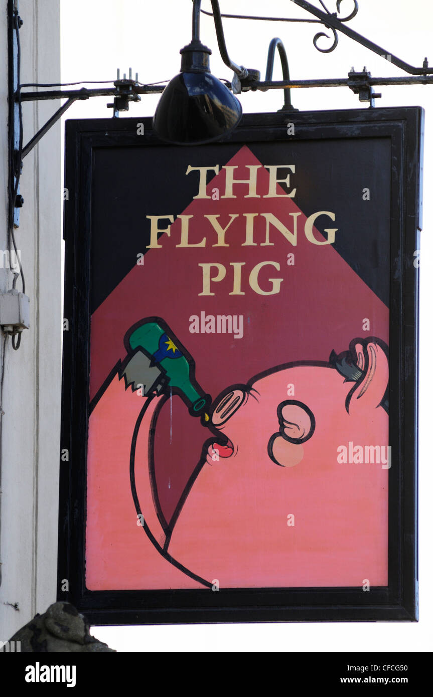 Die Flying Pig Pub Zeichen, Hills Road, Cambridge, England, UK Stockfoto