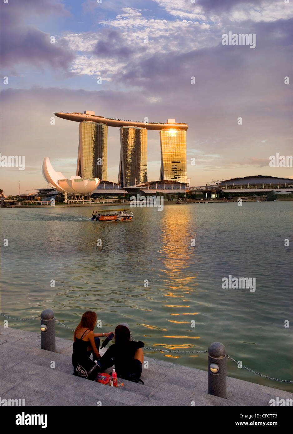 Marina Bay Sands Resort &amp; Casino, entworfen von Moshe Safdie, Singapur, Südostasien, Asien Stockfoto