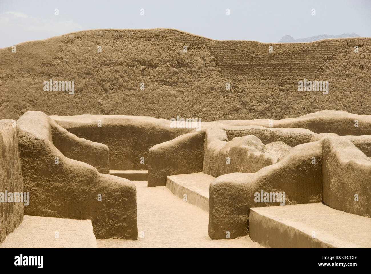 Restaurierten Ruinen von Chan Chan, der Chimu Hauptstadt von 1300AD, UNESCO-Weltkulturerbe in der Nähe von Trujillo, Peru, Südamerika Stockfoto