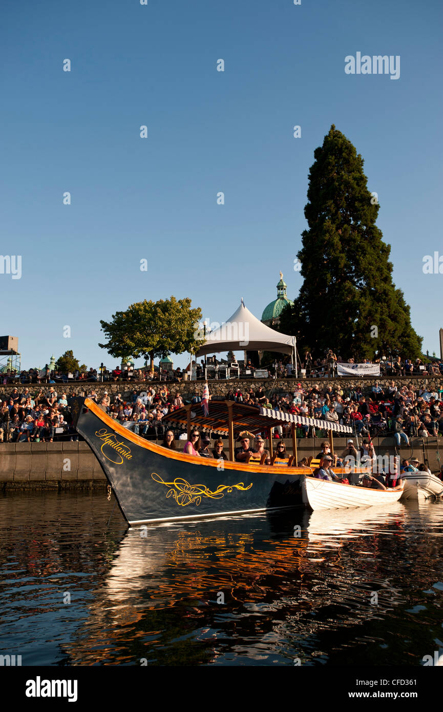 Innerer Hafen Massen an Symphony Splash Jahresveranstaltung, Victoria, Britisch-Kolumbien, Kanada Stockfoto