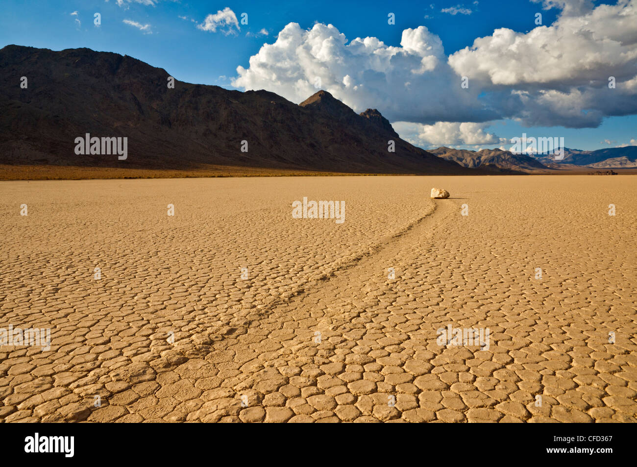 Die Tribüne im Tal Racetrack, Death Valley Nationalpark, Kalifornien, USA Stockfoto