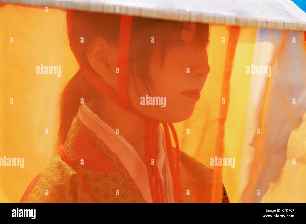 Japan, Tokio, Portrait eines Mädchens gekleidet in traditioneller Tracht Jidai Matsuri Festivals am Sensoji Tempel Asakusa Stockfoto
