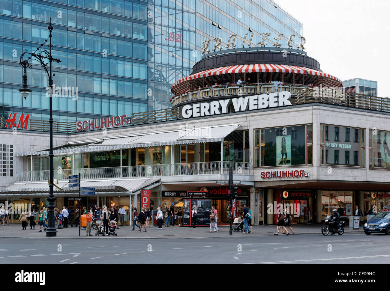Cafe Kranzler Neues Kranzler Eck Kurfurstendamm Charlottenburg Berlin Deutschland Stockfotografie Alamy