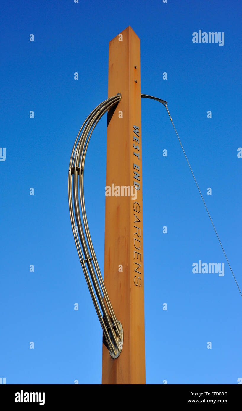 "Hook" (Detail), Skulptur von Stephen Broadbent im Freien. West End Gärten, Morecambe, Lancashire, England, Vereinigtes Königreich, Stockfoto