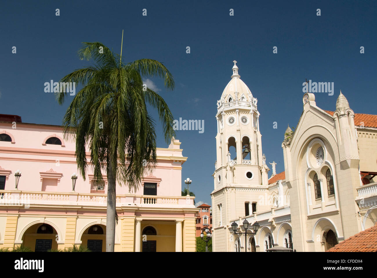 Kirche und Kloster von San Francisco de Asis, Plaza Bolivar, Cosco Viejo, UNESCO-Weltkulturerbe, Panama City, Panama Stockfoto