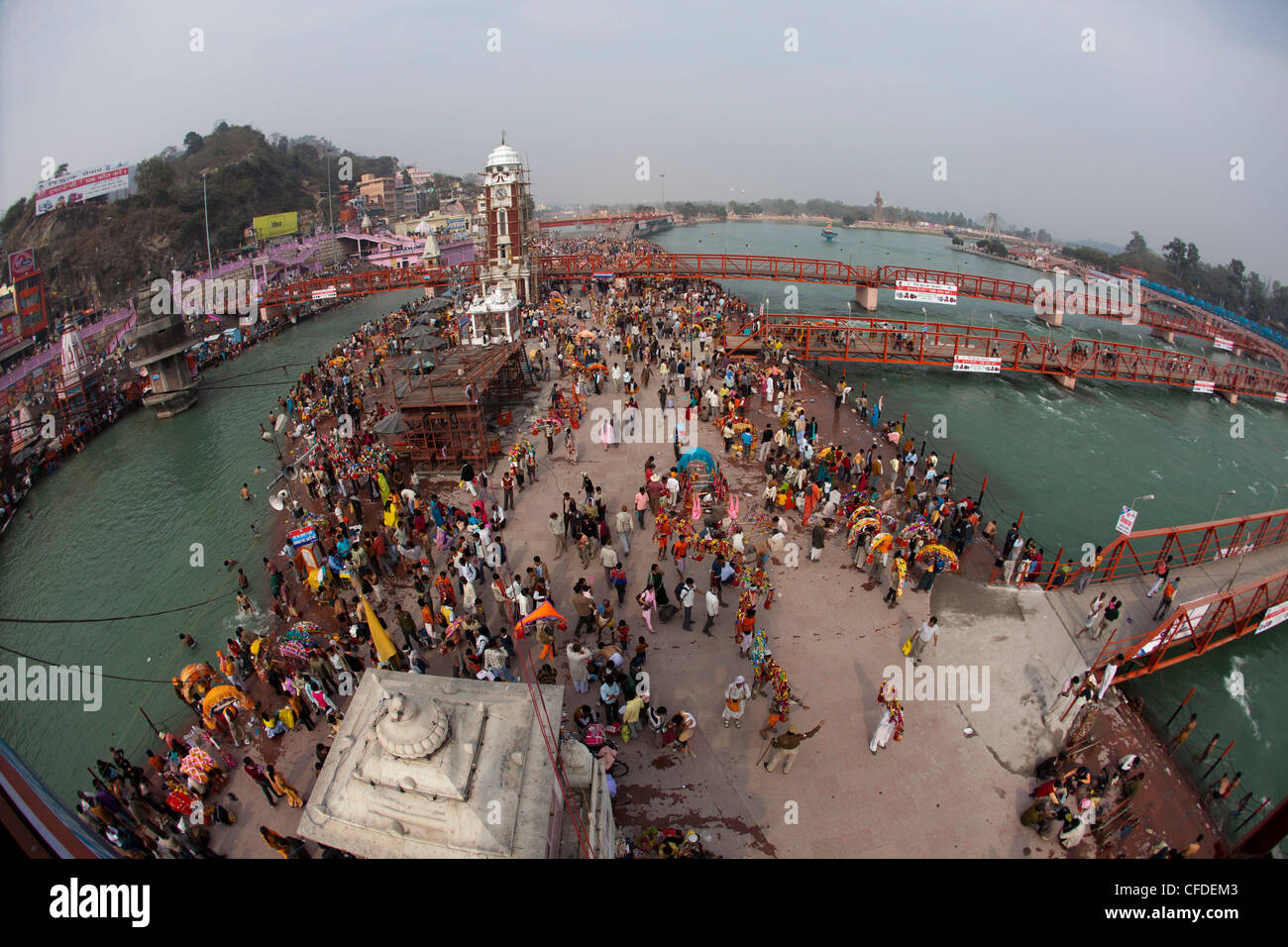 Heilige Ghat Har Ki Pauri in Haridwar während Kumbh Mela 2010, Hardiwar, Uttarkhand, Indien, Asien Stockfoto