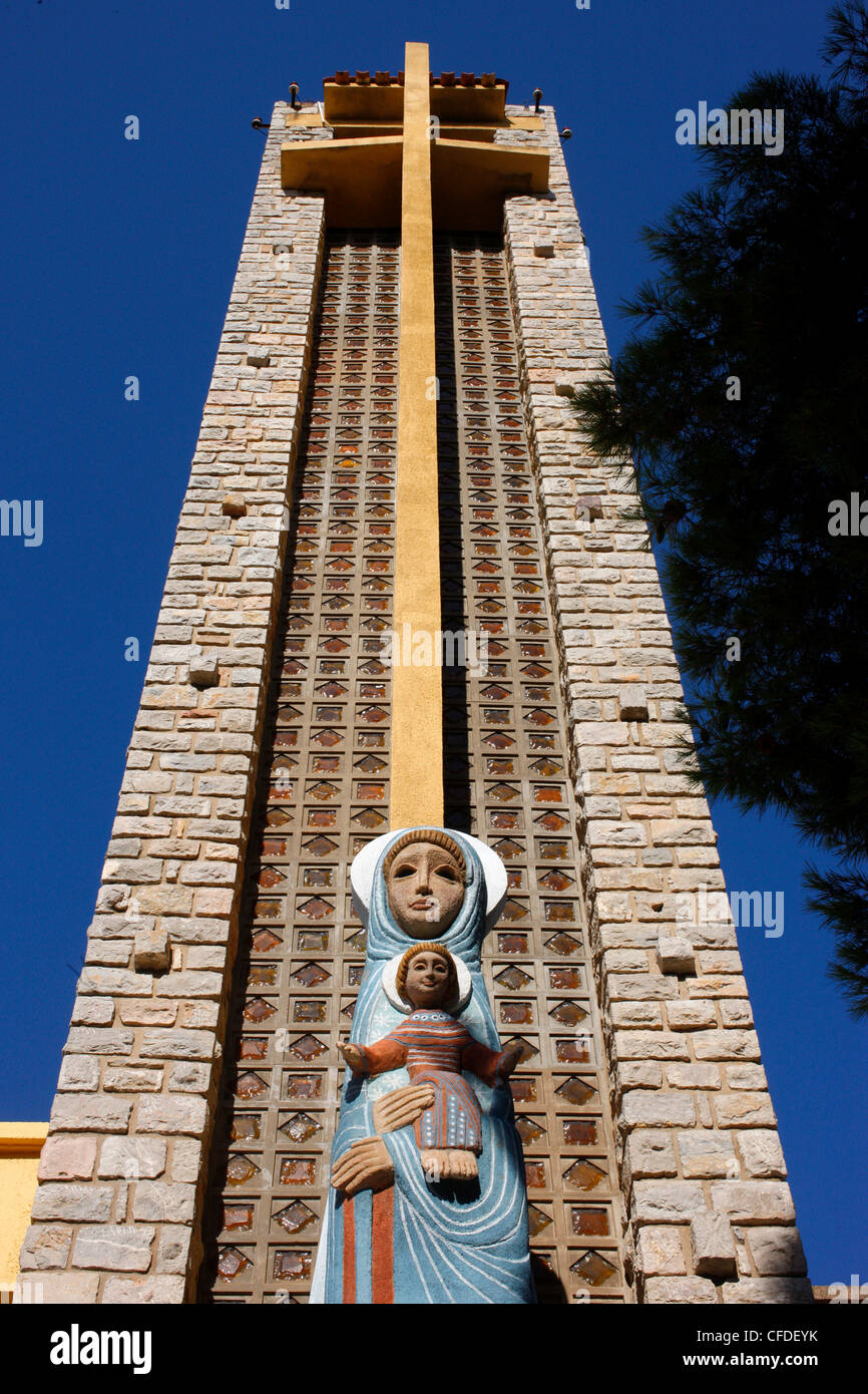 Notre-Dame-de-Trost-Kirche, entworfen von Raymond Vaillant, Hyeres, Var, Provence, Frankreich, Europa Stockfoto