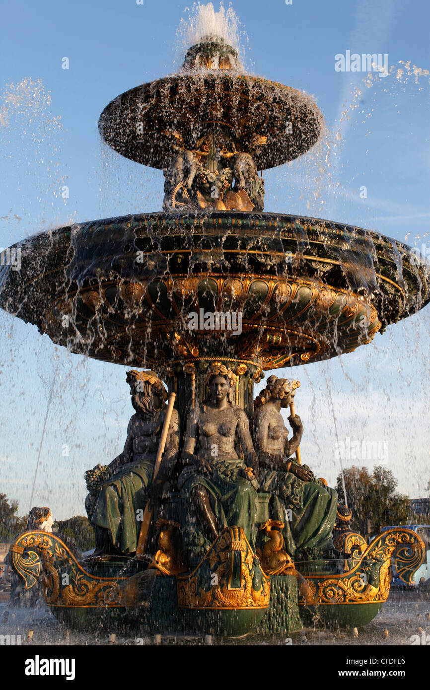 Place De La Concorde Brunnen, Paris, Frankreich, Europa Stockfoto