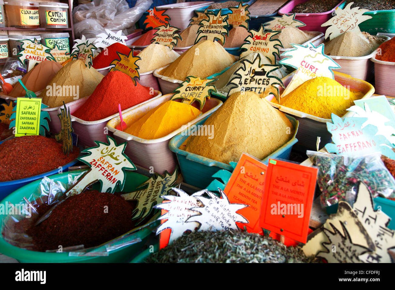 Gewürze am Stall im Markt der Souk Jara, Gabes, Tunesien, Nordafrika, Afrika Stockfoto