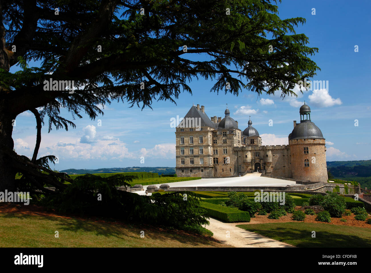 Chateau de Hautefort, Dordogne-Tal, Aquitaine, Frankreich, Europa Stockfoto