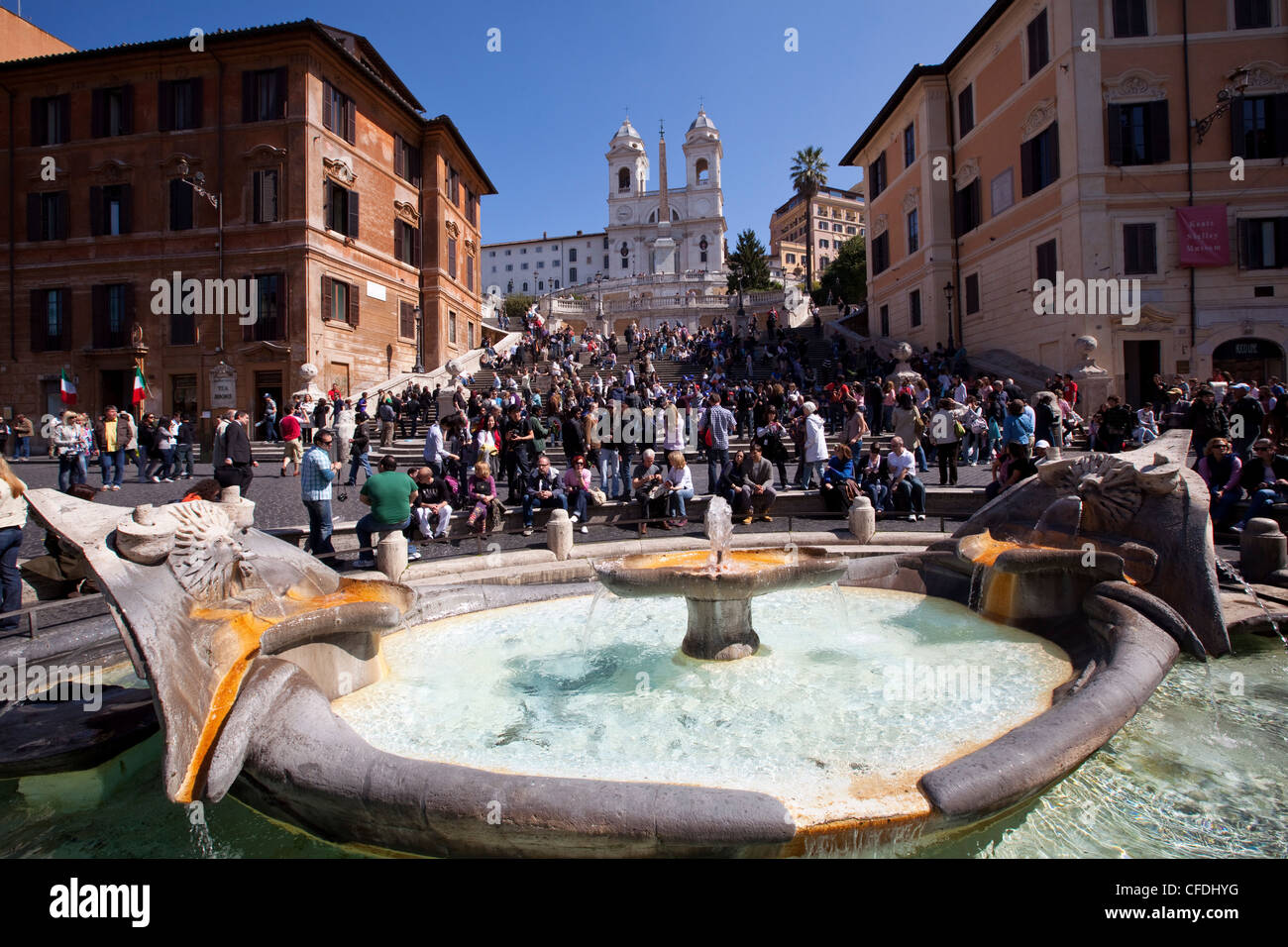 Barcaccia Brunnen, Spanische Treppe und Piazza di Spagna, Rom, Latium, Italien, Europa Stockfoto