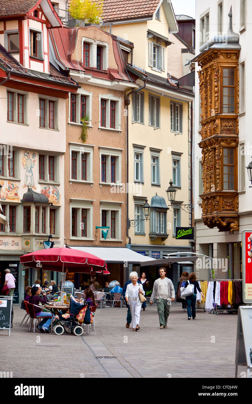 Gepflasterten Straßen und Erker Fenster, Altstadt, St. Gallen, Schweiz,  Europa Stockfotografie - Alamy