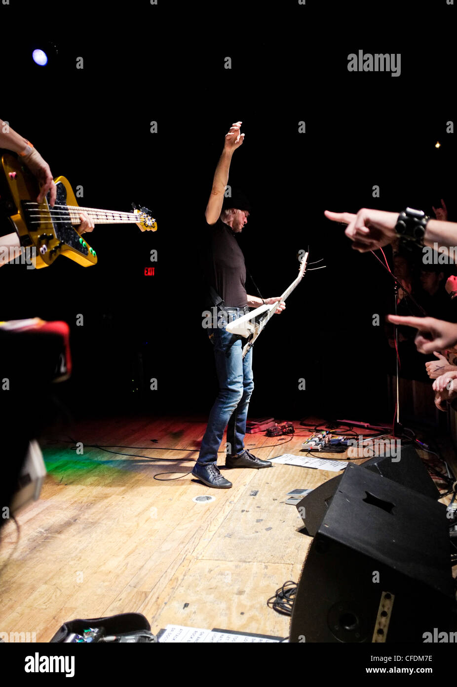 Michael Schenker Gitarre Gibson "Flying V" auf der Bühne im Empire Club in Springfield, Virginia. Stockfoto